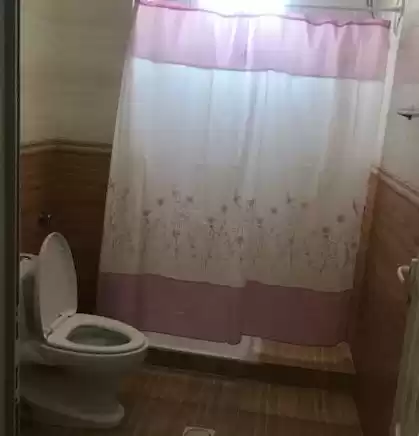 Wohn Klaar eigendom 2 Schlafzimmer F/F Wohnung  zu vermieten in Al Sadd , Doha #19325 - 1  image 