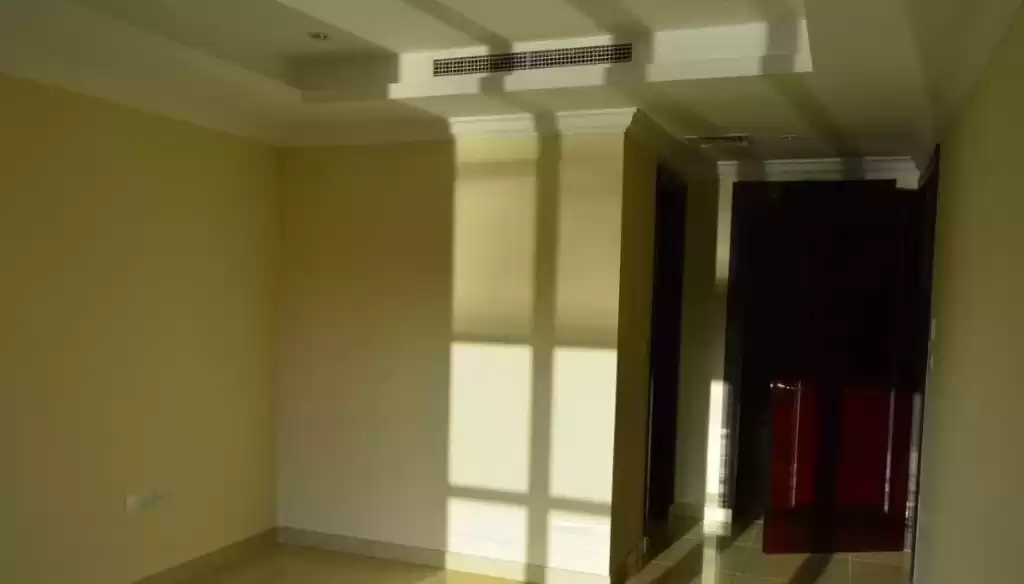 Mixed Use Ready Property 3 Bedrooms S/F Townhouse  for rent in Al Sadd , Doha #19480 - 1  image 