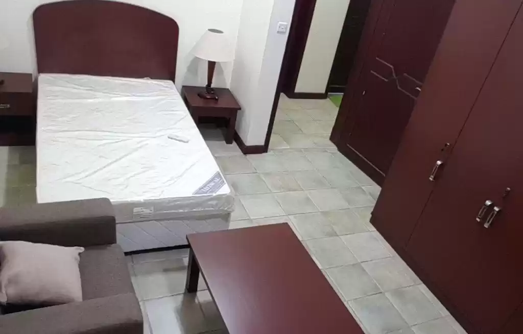 Residential Ready Property 4 Bedrooms F/F Labor Accommodation  for rent in Al Sadd , Doha #19529 - 1  image 