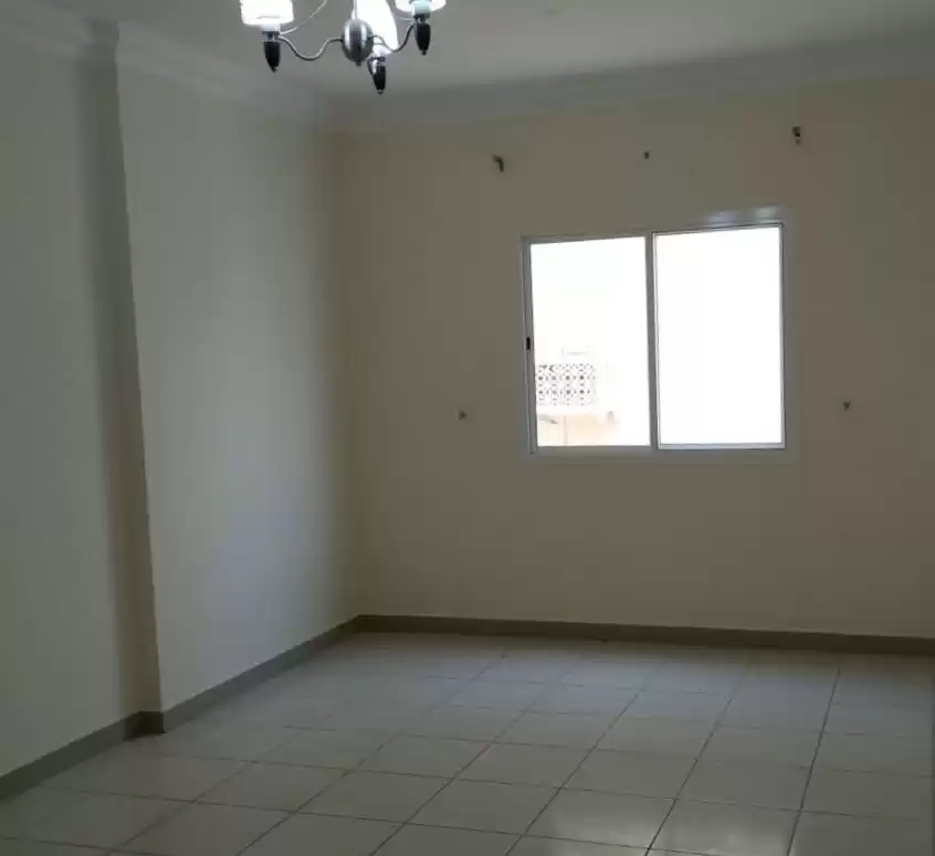 住宅 就绪物业 4 间卧室 顺丰 劳工住宿  出租 在 萨德 , 多哈 #19568 - 1  image 