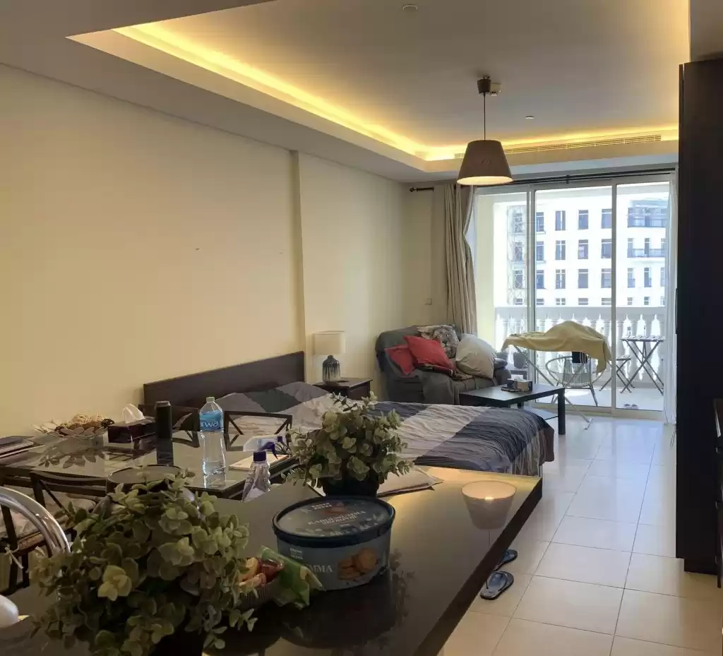 Résidentiel Propriété prête Studio F / F Appartement  à vendre au Al-Sadd , Doha #19679 - 1  image 