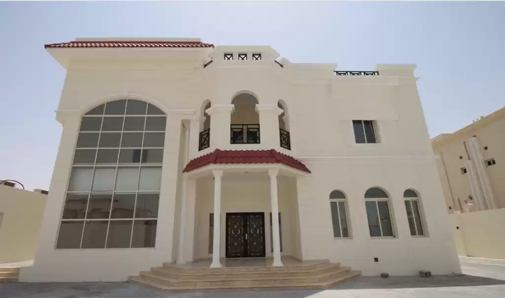 Residencial Listo Propiedad 7 habitaciones U / F Villa Standerlone  venta en Doha #19738 - 1  image 