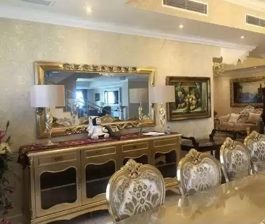 Wohn Klaar eigendom 5 Schlafzimmer F/F Penthouse  zu verkaufen in Al Sadd , Doha #19813 - 1  image 