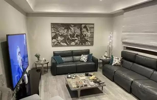 Residencial Listo Propiedad 5 habitaciones F / F Apartamento  venta en al-sad , Doha #19867 - 1  image 