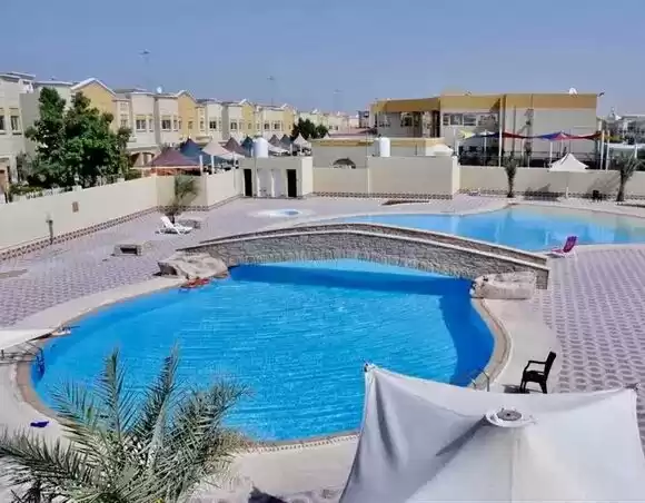 Residential Ready Property 4+maid Bedrooms U/F Compound  for rent in Doha #19898 - 1  image 