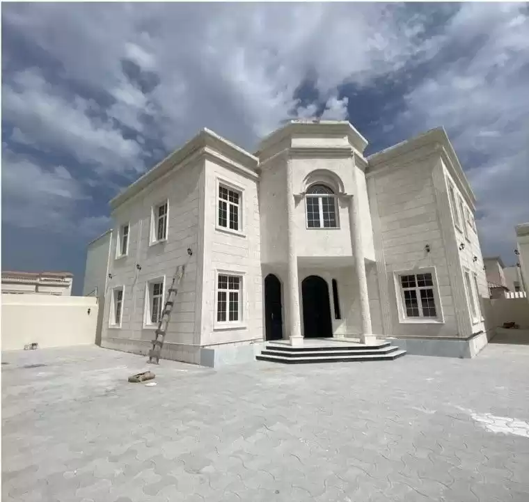 سكني عقار جاهز 7+ غرف  غير مفروش فيلا  للبيع في السد , الدوحة #19929 - 1  صورة 