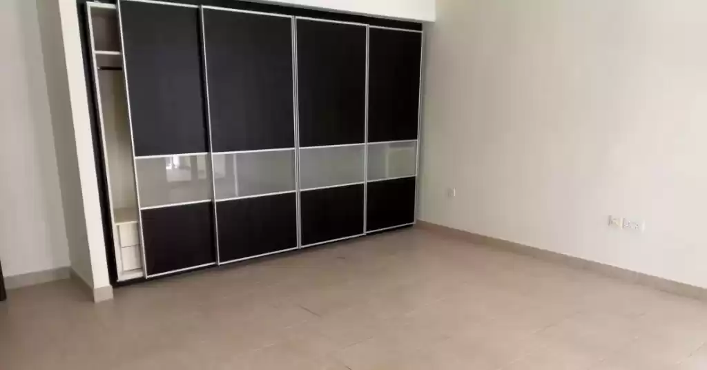 Mezclado utilizado Listo Propiedad 5 habitaciones S / F Dúplex  alquiler en al-sad , Doha #19933 - 1  image 
