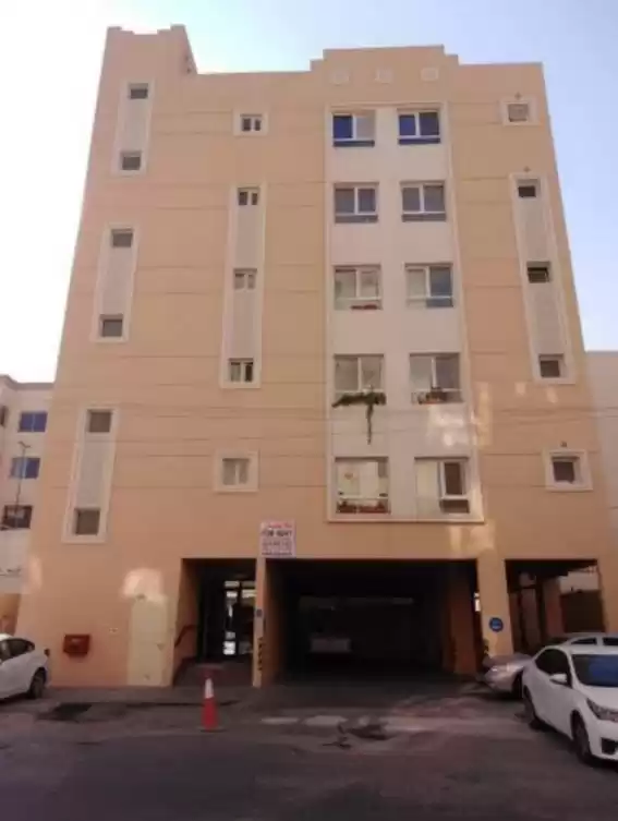 سكنية وتجارية عقار جاهز 7+ غرف  غير مفروش مبنى  للإيجار في الدوحة #19941 - 1  صورة 