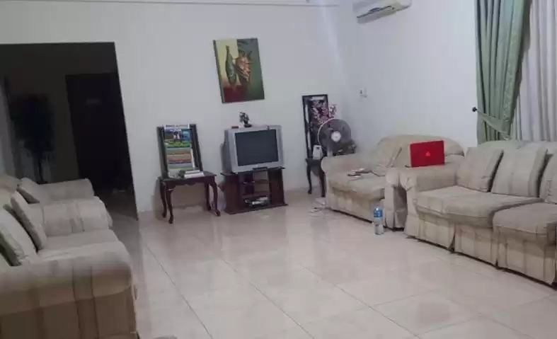 سكني عقار جاهز 6 غرف  مفروش سكن عمال  للإيجار في السد , الدوحة #20085 - 1  صورة 