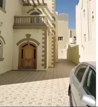 سكني عقار جاهز 6 + غرفة خادمة غير مفروش فيلا  للإيجار في السد , الدوحة #20191 - 1  صورة 