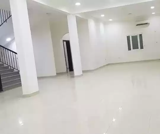 住宅 就绪物业 7 间卧室 U/F 独立别墅  出租 在 萨德 , 多哈 #20203 - 1  image 
