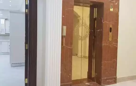 مسکونی املاک آماده 7+ اتاق خواب U/F ویلای مستقل  برای فروش که در السد , دوحه #20275 - 1  image 