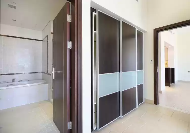 Wohn Klaar eigendom 1 Schlafzimmer F/F Wohnung  zu vermieten in Doha #20555 - 1  image 