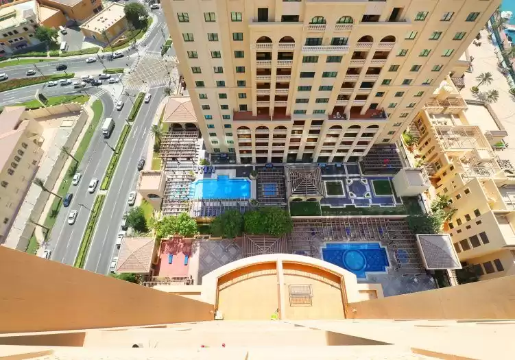 Wohn Klaar eigendom 2 Schlafzimmer S/F Wohnung  zu verkaufen in Al Sadd , Doha #20601 - 1  image 