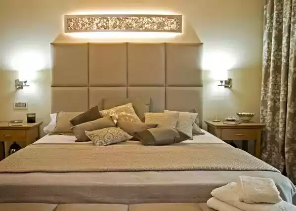 Residential Ready Property 1 Bedroom F/F Apartment  for rent in Al Sadd , Doha #20628 - 1  image 