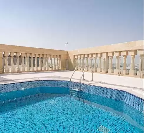 yerleşim Hazır Mülk 1 yatak odası F/F Apartman  kiralık içinde Doha #20634 - 1  image 