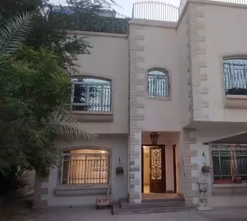 سكني عقار جاهز 6 غرف  مفروش فيلا  للإيجار في السد , الدوحة #20646 - 1  صورة 