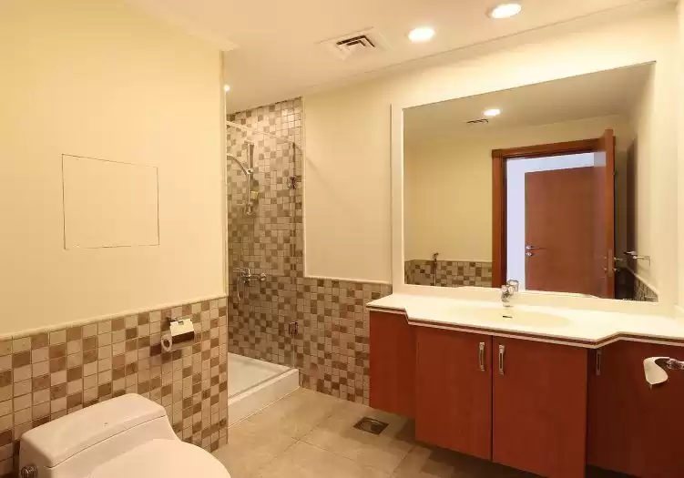 yerleşim Hazır Mülk 2 yatak odası S/F Apartman  satılık içinde Al Sadd , Doha #20726 - 1  image 