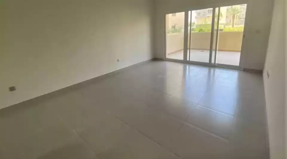 Résidentiel Propriété prête 2 chambres U / f Appartement  à vendre au Al-Sadd , Doha #20779 - 1  image 