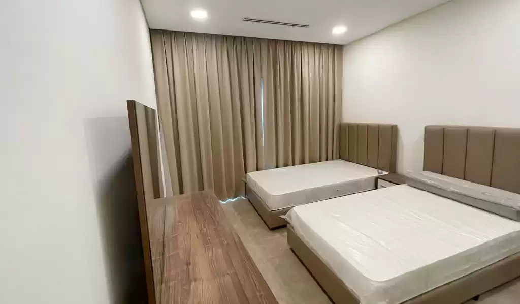 Residential Ready Property 2 Bedrooms F/F Apartment  for sale in Al Sadd , Doha #20842 - 1  image 