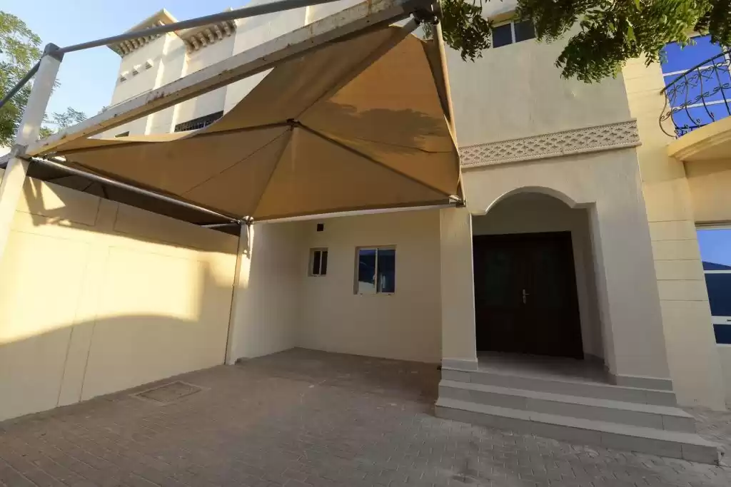 住宅 就绪物业 4 间卧室 U/F 公寓  出租 在 萨德 , 多哈 #20929 - 1  image 