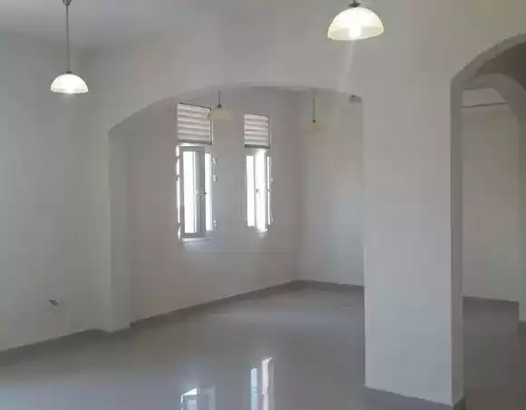 Wohn Klaar eigendom 3 Schlafzimmer F/F Wohnung  zu vermieten in Al Sadd , Doha #20995 - 1  image 
