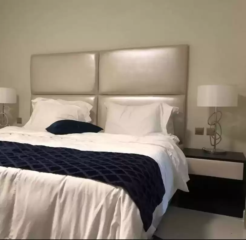 Résidentiel Propriété prête 1 chambre F / F Appartement  a louer au Al-Sadd , Doha #21028 - 1  image 