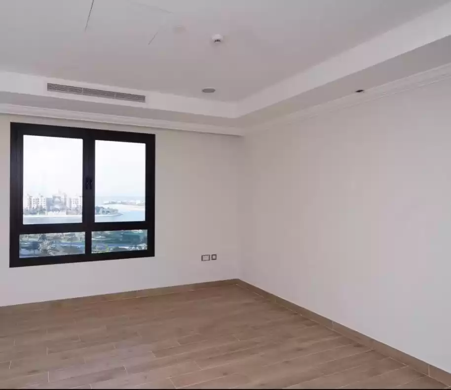 Wohn Klaar eigendom 2 Schlafzimmer S/F Wohnung  zu vermieten in Al Sadd , Doha #21068 - 1  image 