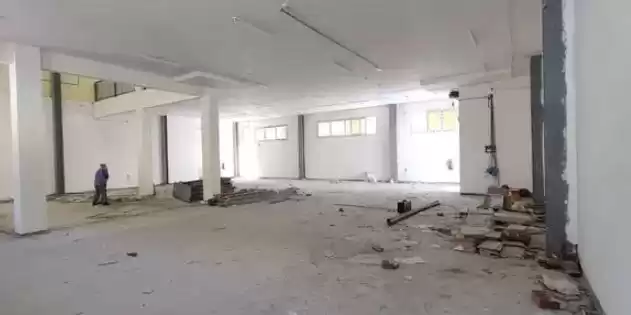 Смешанное использование Готовая недвижимость Н/Ф Залы-выставочные залы  в аренду в Доха #21356 - 1  image 