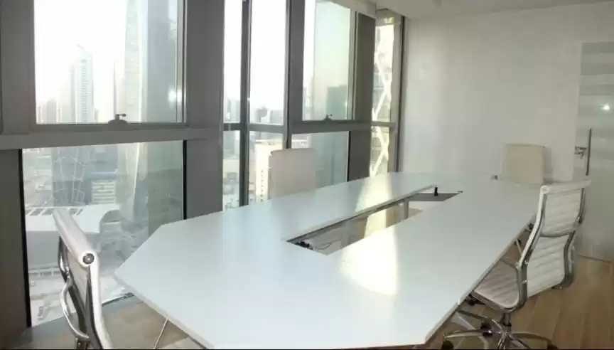 Comercial Listo Propiedad F / F Centro de negocios  venta en al-sad , Doha #21408 - 1  image 
