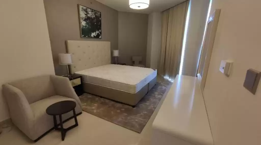 Karışık kullanım Hazır Mülk 2 yatak odası F/F dubleks  satılık içinde Al Sadd , Doha #21479 - 1  image 