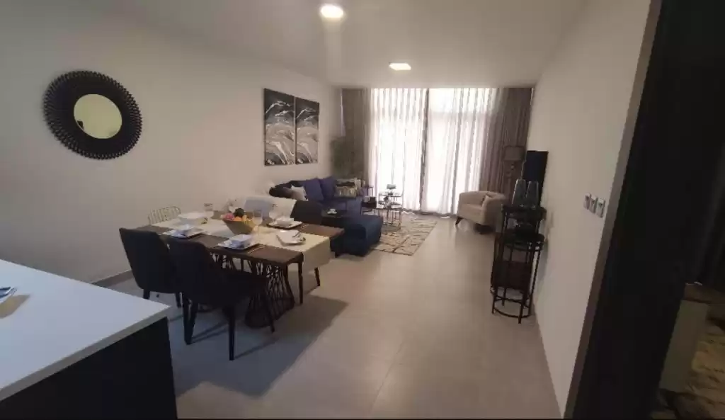 Mixed Use Ready Property 2 Bedrooms F/F Duplex  for sale in Al Sadd , Doha #21481 - 1  image 