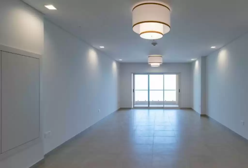 Mixed Use Ready Property 2 Bedrooms S/F Penthouse  for sale in Al Sadd , Doha #21490 - 1  image 