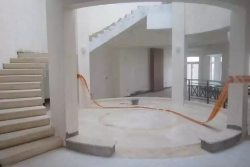 سكني عقار جاهز 4 + غرفة خادمة غير مفروش فيلا في مجمع  للبيع في السد , الدوحة #21543 - 1  صورة 