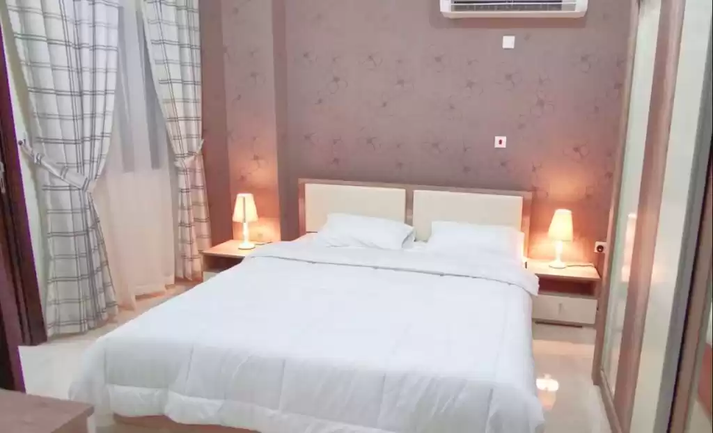 Residential Ready Property 1 Bedroom F/F Apartment  for rent in Al Sadd , Doha #21659 - 1  image 