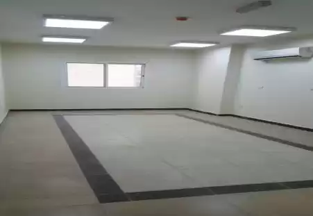 تجاری املاک آماده U/F دفتر  برای اجاره که در السد , دوحه #21729 - 1  image 