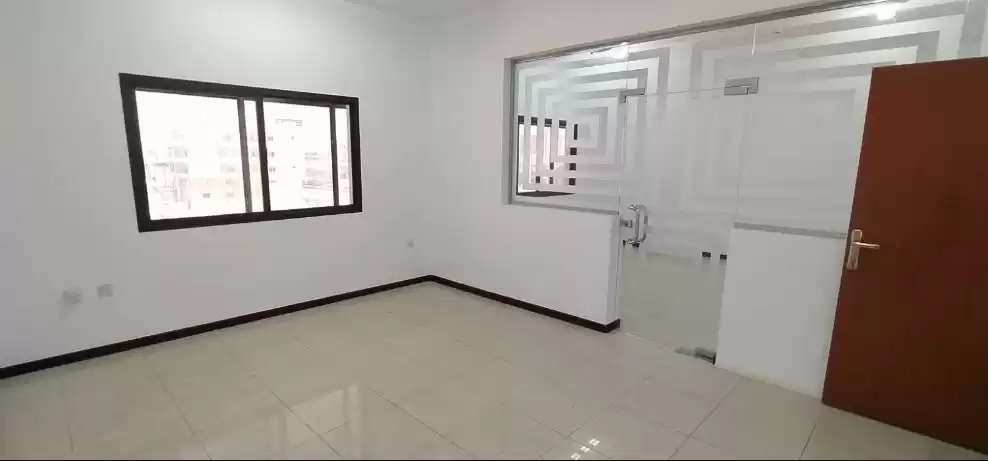 تجاری املاک آماده U/F دفتر  برای اجاره که در السد , دوحه #21741 - 1  image 