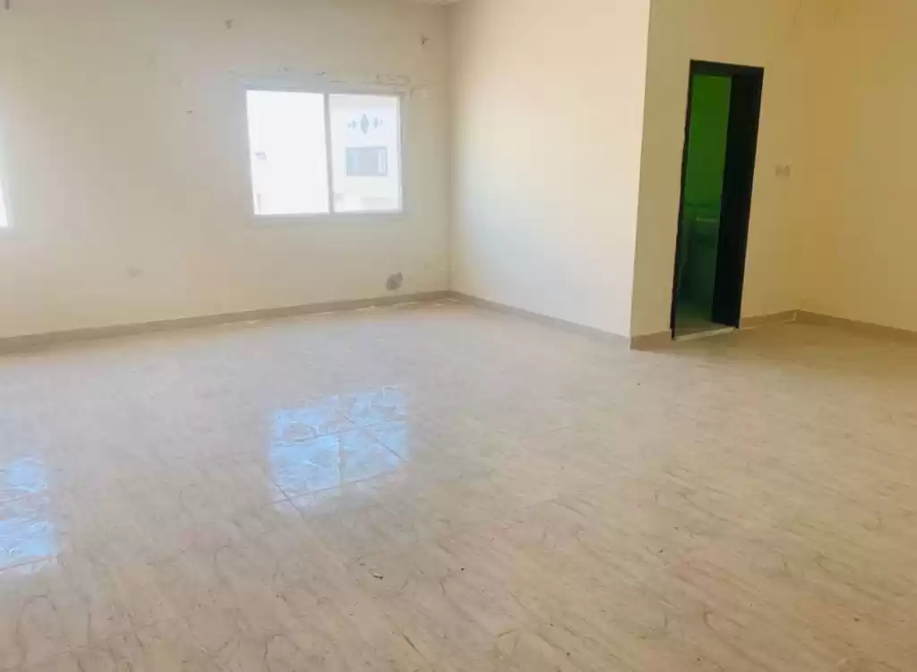 مسکونی املاک آماده 7+ اتاق خواب U/F اردوگاه کار  برای اجاره که در السد , دوحه #21821 - 1  image 
