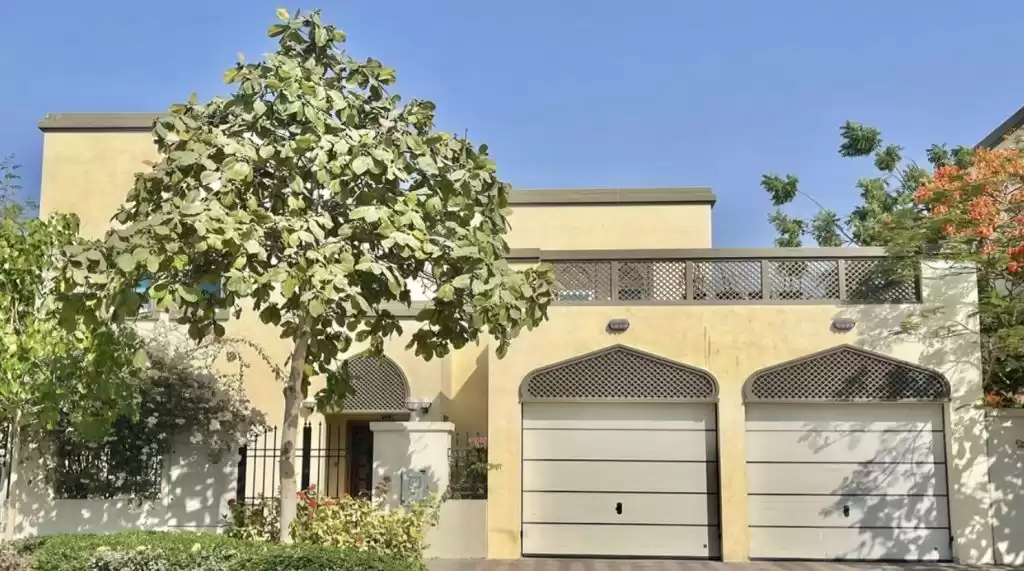 مسکونی املاک آماده 4+ اتاق خواب خدمتکار F/F ویلا در مجتمع  برای فروش که در دبی #22075 - 1  image 