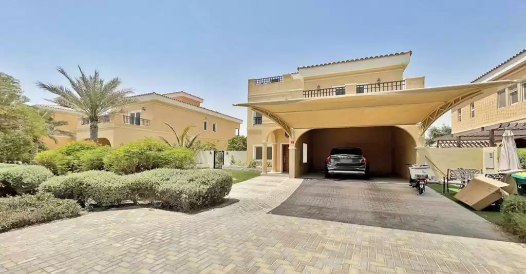 سكني عقار جاهز 4 غرف  مفروش فيلا في مجمع  للبيع في دبي #22077 - 1  صورة 