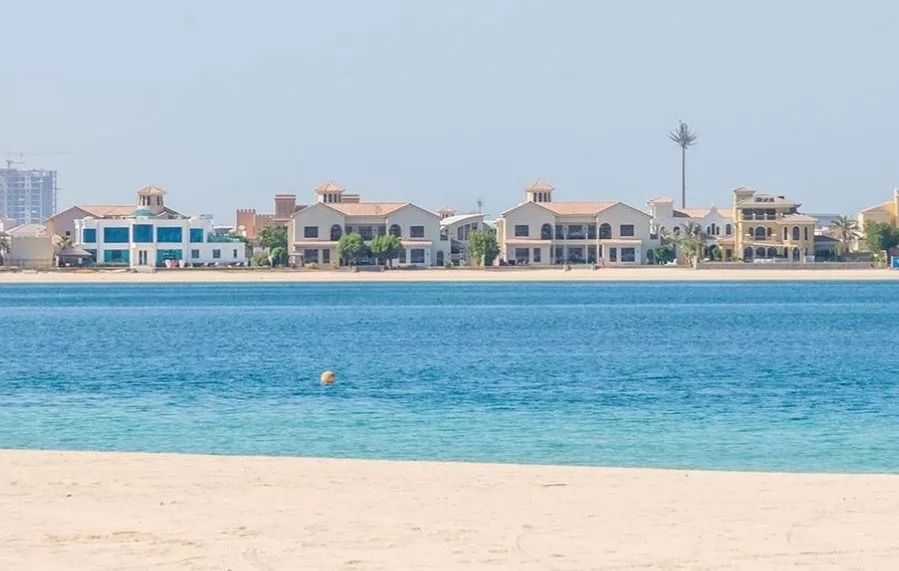سكني عقار جاهز 6 + غرفة خادمة نصف مفروش فيلا  للبيع في دبي #22111 - 5  صورة 