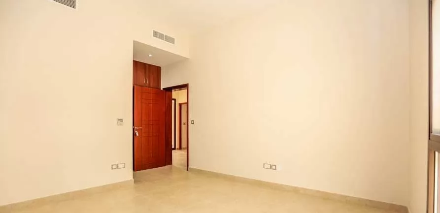 Residential Ready Property 4+maid Bedrooms U/F Townhouse  for rent in Dubai #22212 - 5  image 