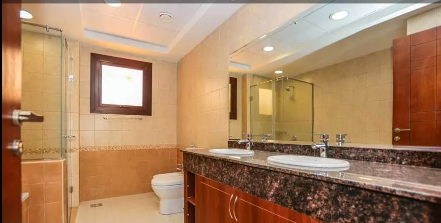 Residential Ready Property 4+maid Bedrooms U/F Townhouse  for rent in Dubai #22212 - 7  image 