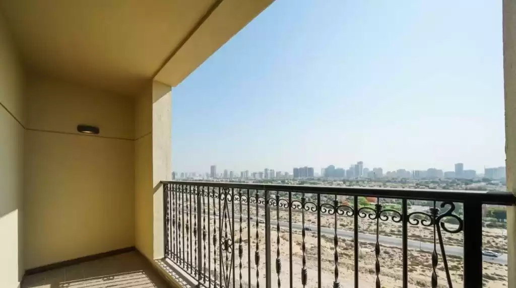住宅 就绪物业 2 间卧室 U/F 公寓  出租 在 迪拜 #22305 - 1  image 