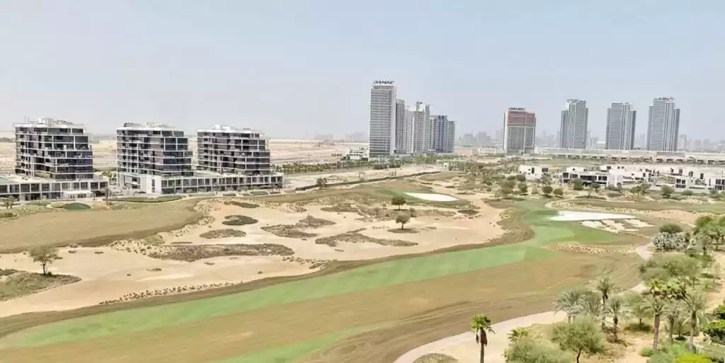 Residential Ready Property 3 Bedrooms S/F Apartment  for rent in Dubai #22347 - 1  image 