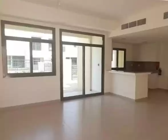 Residential Ready Property 3+maid Bedrooms U/F Standalone Villa  for rent in Dubai #22421 - 1  image 