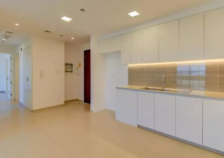 Residential Ready Property 2 Bedrooms U/F Apartment  for rent in Dubai #22435 - 3  image 