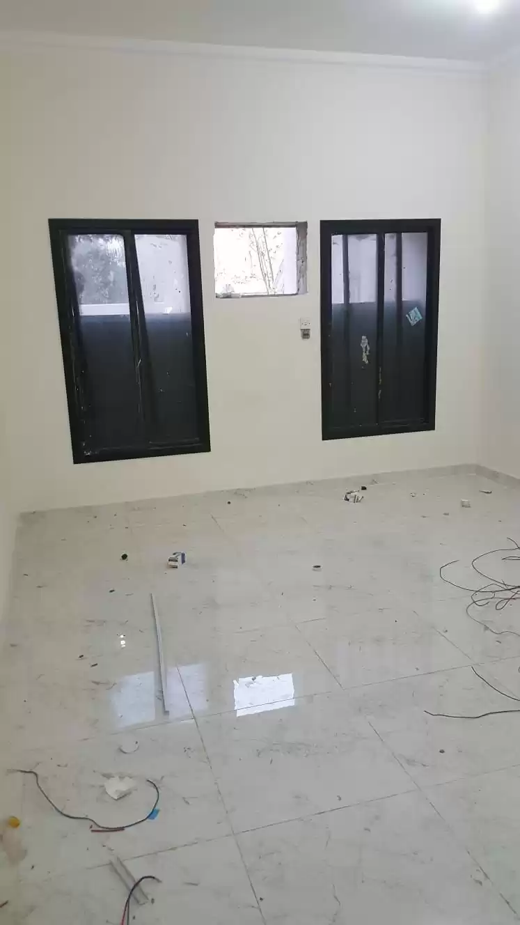 Résidentiel Propriété prête 1 chambre U / f Appartement  a louer au Al-Sadd , Doha #22485 - 1  image 