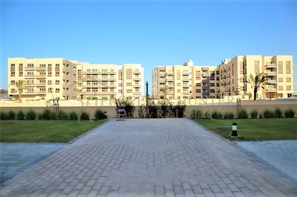 Wohn Klaar eigendom 2 + Magd Schlafzimmer U/F Wohnung  zu verkaufen in Al Sadd , Doha #22602 - 1  image 