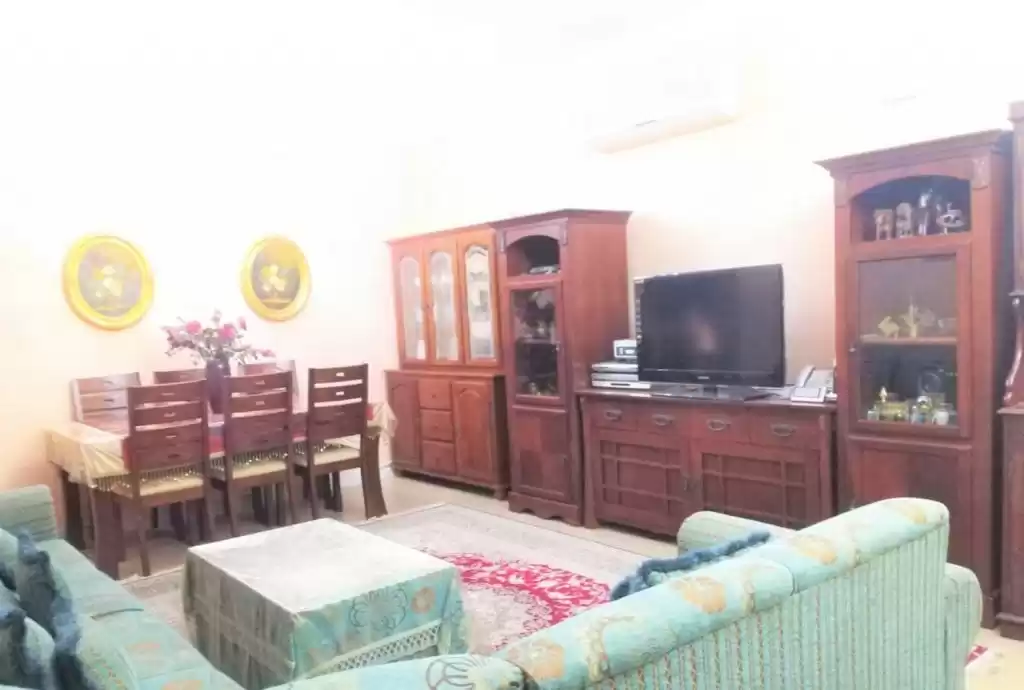 مسکونی املاک آماده 2 اتاق خواب U/F اپارتمان  برای فروش که در السد , دوحه #22807 - 1  image 